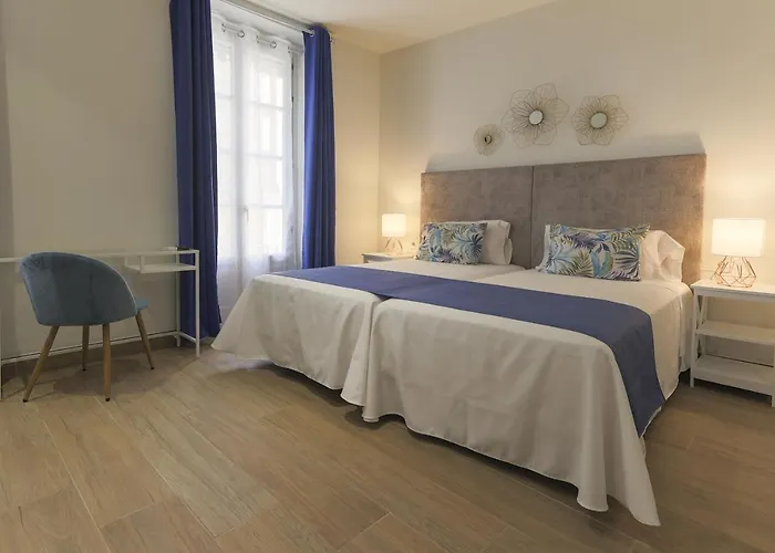 Dorinda Rooms